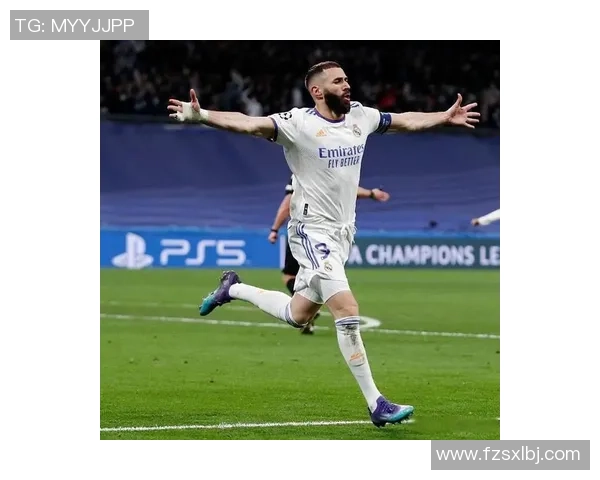 本泽马足球生涯精彩瞬间集锦 震撼球场表现与技术风采展示